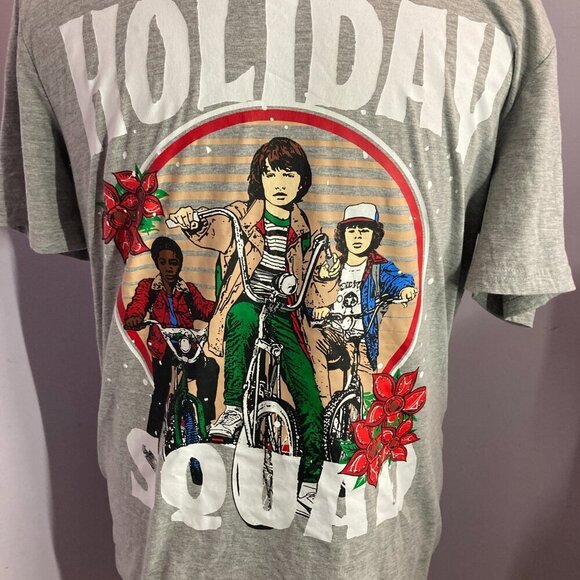 Christmas T Shirt, Stranger Things, EUC, Size L - Picture 5 of 7